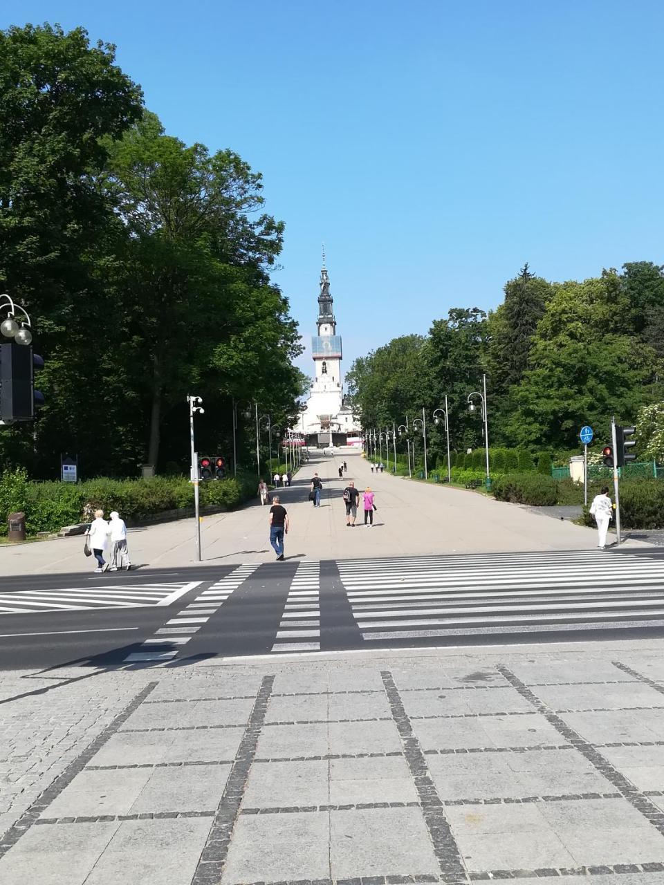 Apartament Pod Jasna Gora Częstochowa Exteriör bild